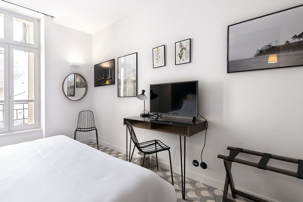 Urban Style Hotel Des Carmes Aurillac Exteriér fotografie